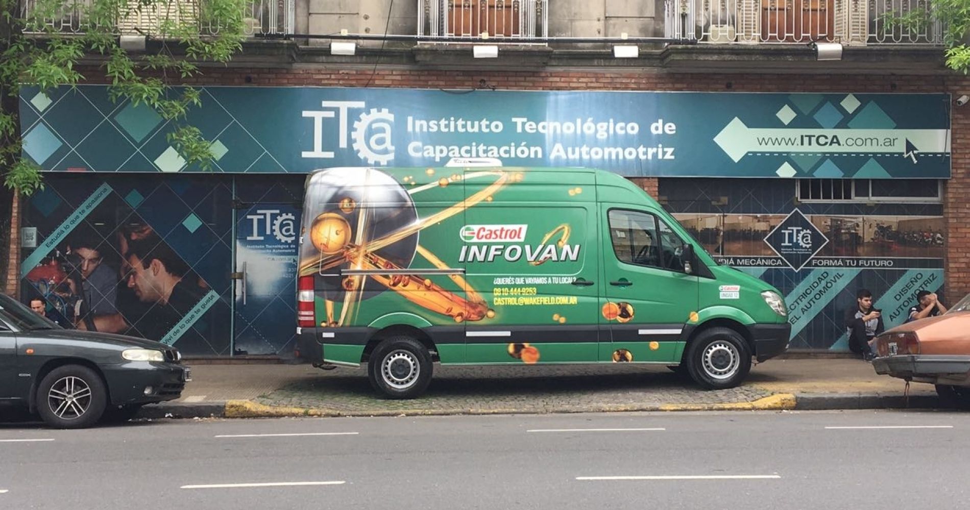 INFOVAN Castrol en el ITCA