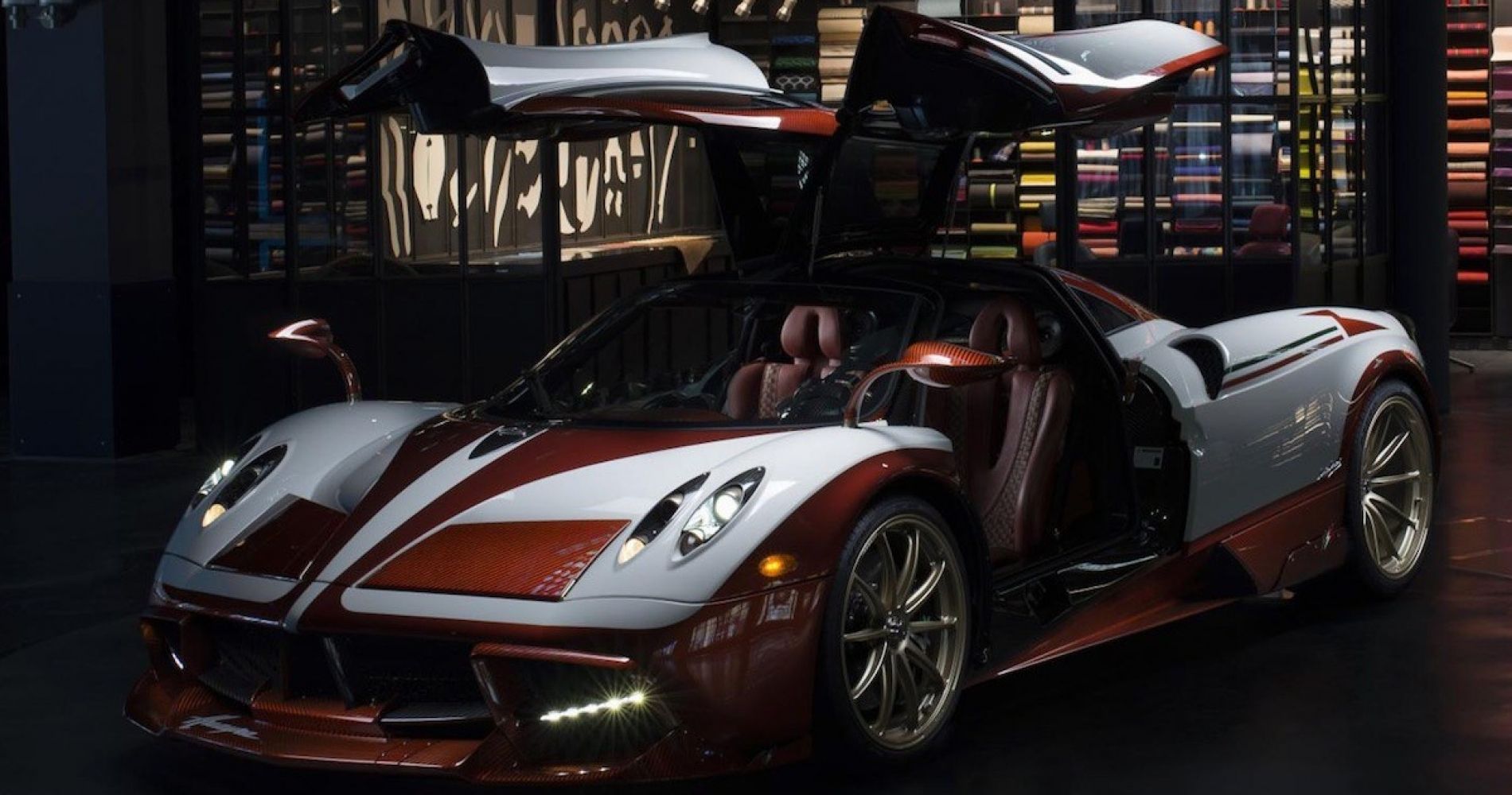 En homenaje a una leyenda de Fiat, nació el Pagani Huayra Lampo