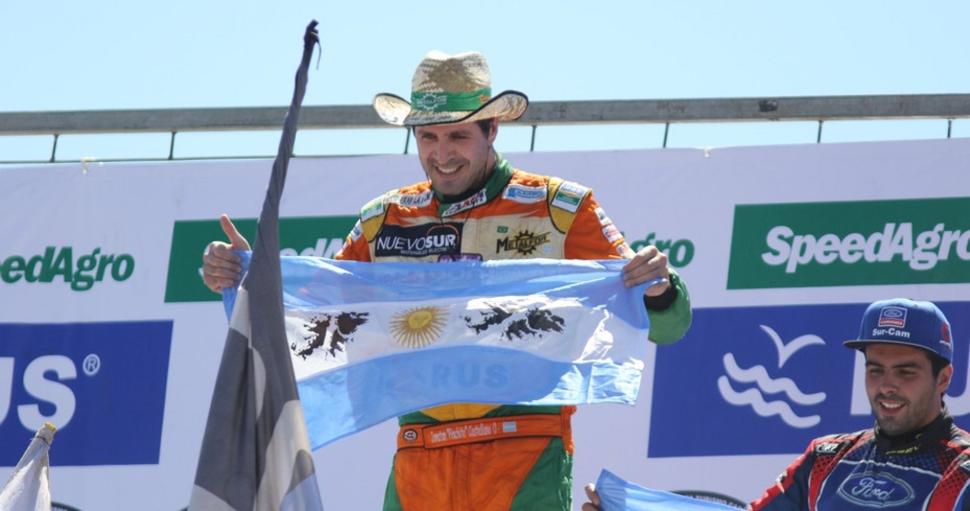 En medio de una polémica, Castellano se quedó con la segunda fecha del TC