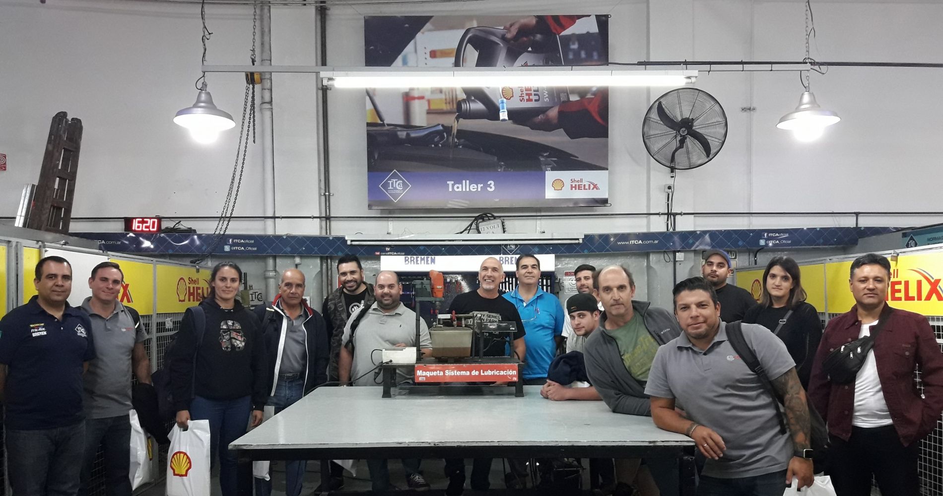 Nuevo Seminario para Red de Distribuidores SHELL HELIX