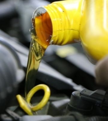 Operaciones de Servicio y Mantenimiento Preventivo del Automóvil