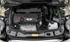 Al motor de un Mini Cooper le pusieron agua con detergente en vez de aceite