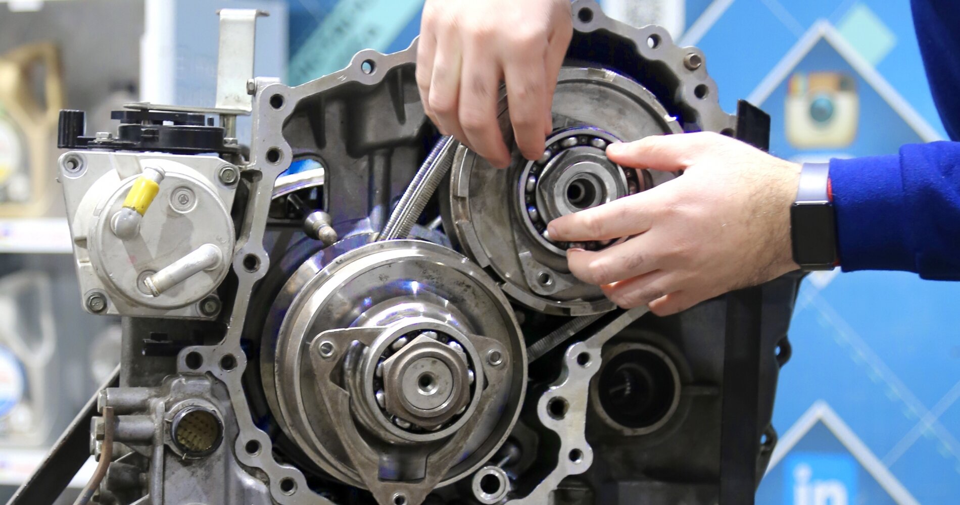 */La Transmisión Continuamente Variable (CVT)/*